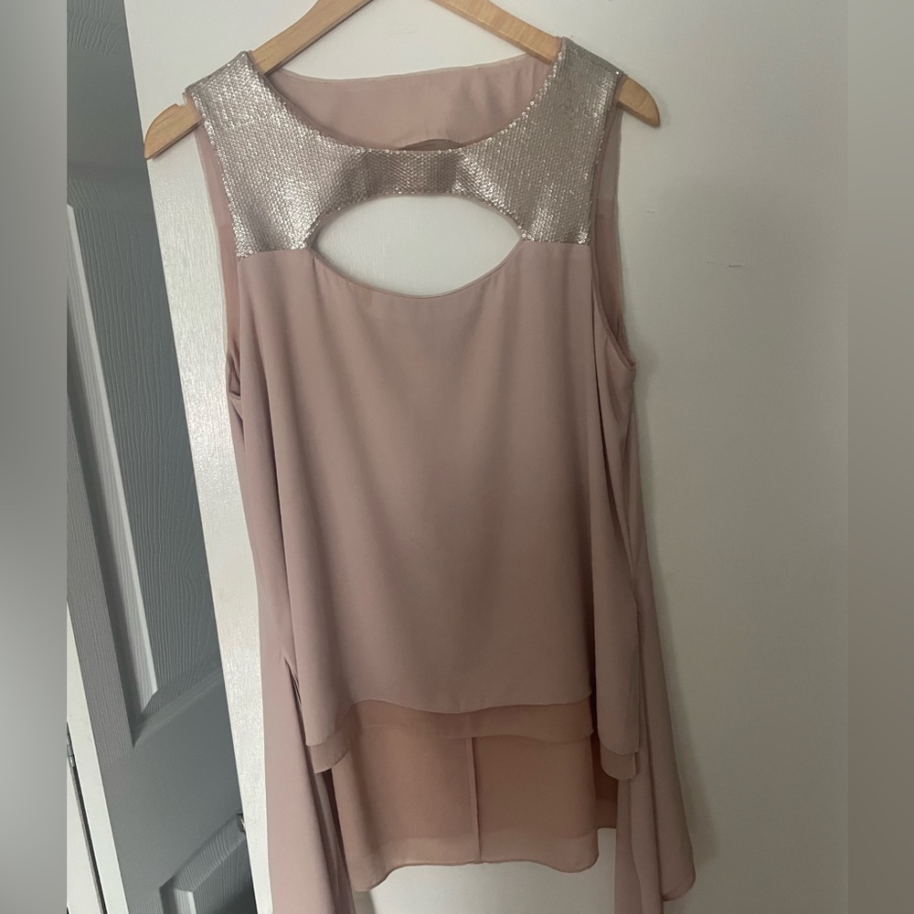 BCBG MAXAZRIA top
